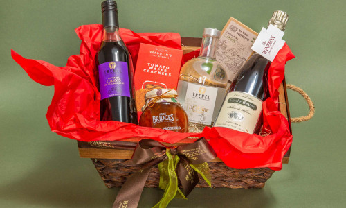 Γιατί ένα wine box είναι το τέλειο δώρο (και όχι μόνο για οινόφιλους)